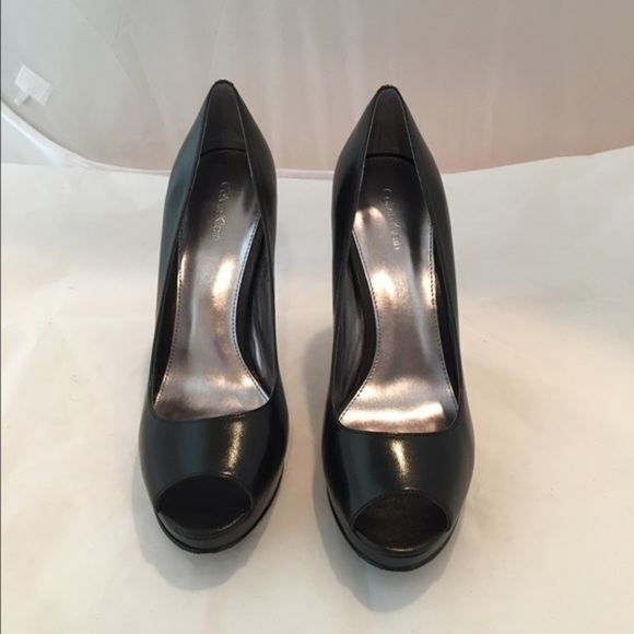 CALVIN Klein "Peak" leather pump - Picture 3 of 4